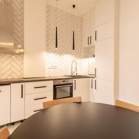 The Palm Springs Apartment Budapest Exterior foto